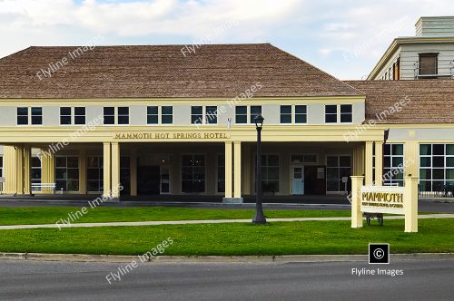 Mammoth Hot Springs Hotel